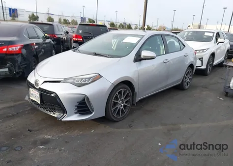 2017 Toyota Corolla Se Special Edition z USA, uszkodzony, nr VIN 5YFBURHE2HP630167